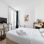 Studio Neuf Metro Jaures- Paris 19 - 2P